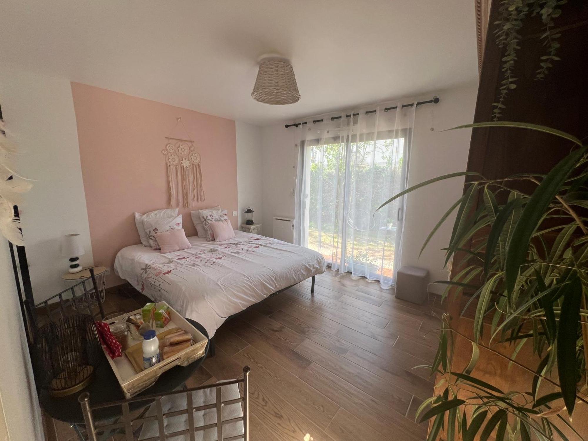 Quiniere - Entre Lac Et Foret - Hebergement Independant Avec Espace Kitchenette Blois Dış mekan fotoğraf